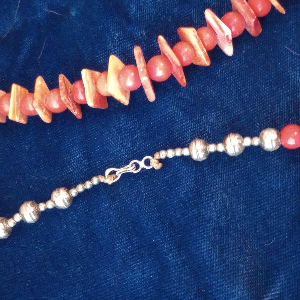 Native American Sterling Silver Orange Coral & Spiny Oyster Shell Necklace 20" - Picture 4 of 13
